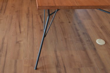 �O�d���鎭�s�̵��ް�Ƌ�E���ް���݂�calmfurniture�ߓ��Ƌ�z���C�ނ̃I�[�_�[�_�C�j���O�e�[�u��